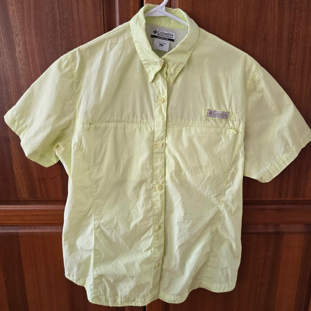 Columbia Golf summer activewear womans large shortsleev shirt.